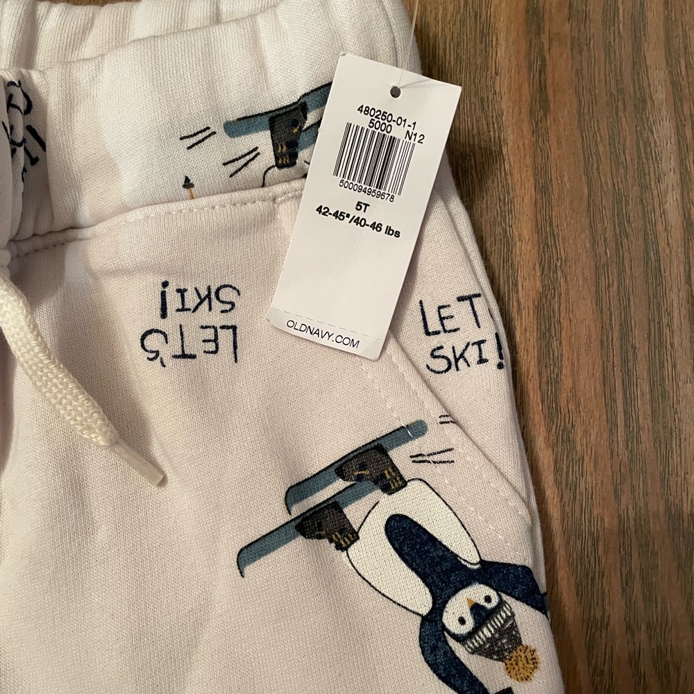 Ski themed sweatpants